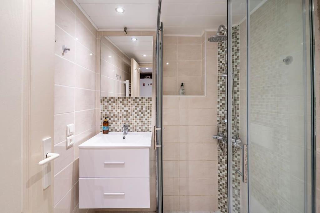 Studio Ideal Pour Deux Voyageurs Sur มาร์กเซย ภายนอก รูปภาพ