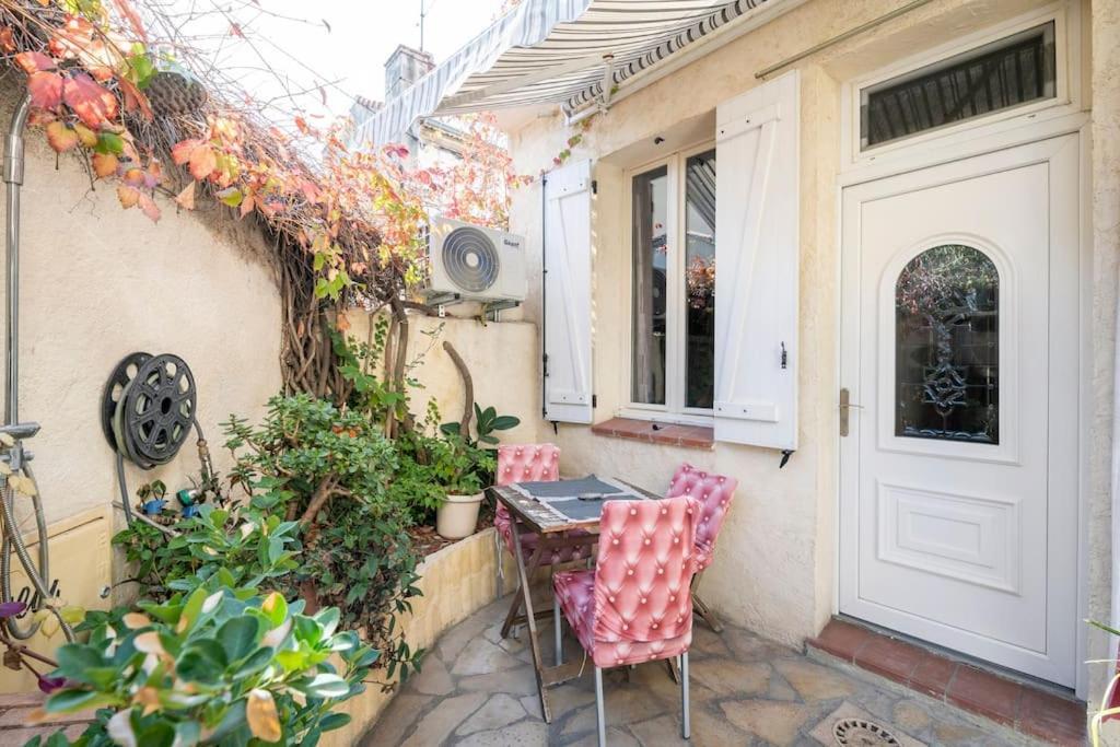 Studio Ideal Pour Deux Voyageurs Sur มาร์กเซย ภายนอก รูปภาพ